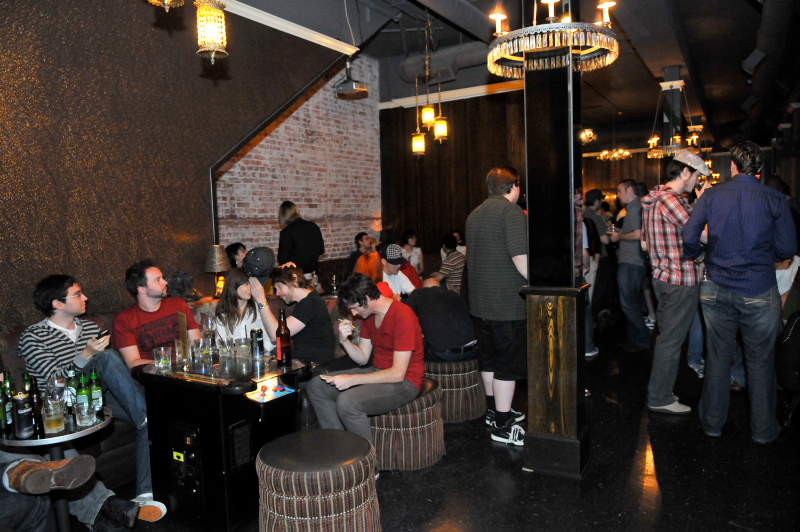 Illustration for article titled Kotaku's E3 Party: Great Success